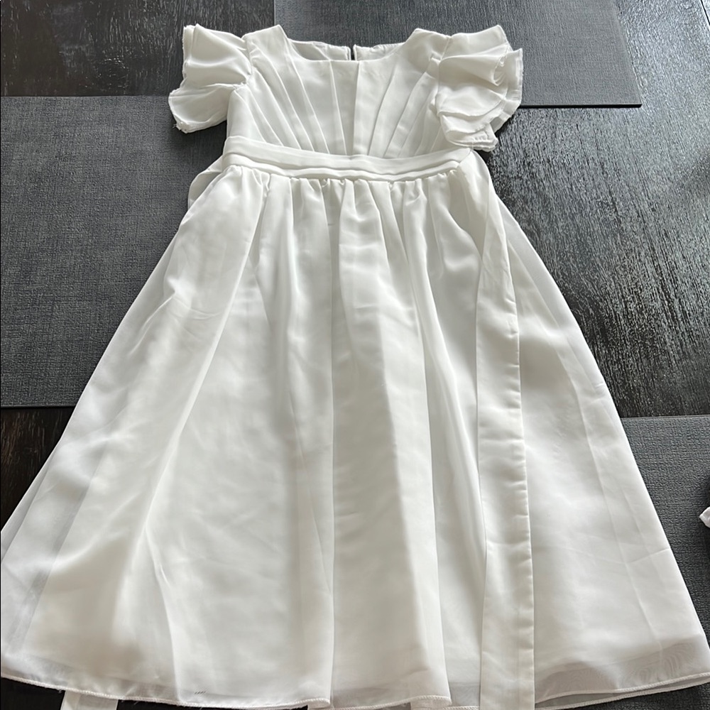 White/off white beautiful dress size 5-6